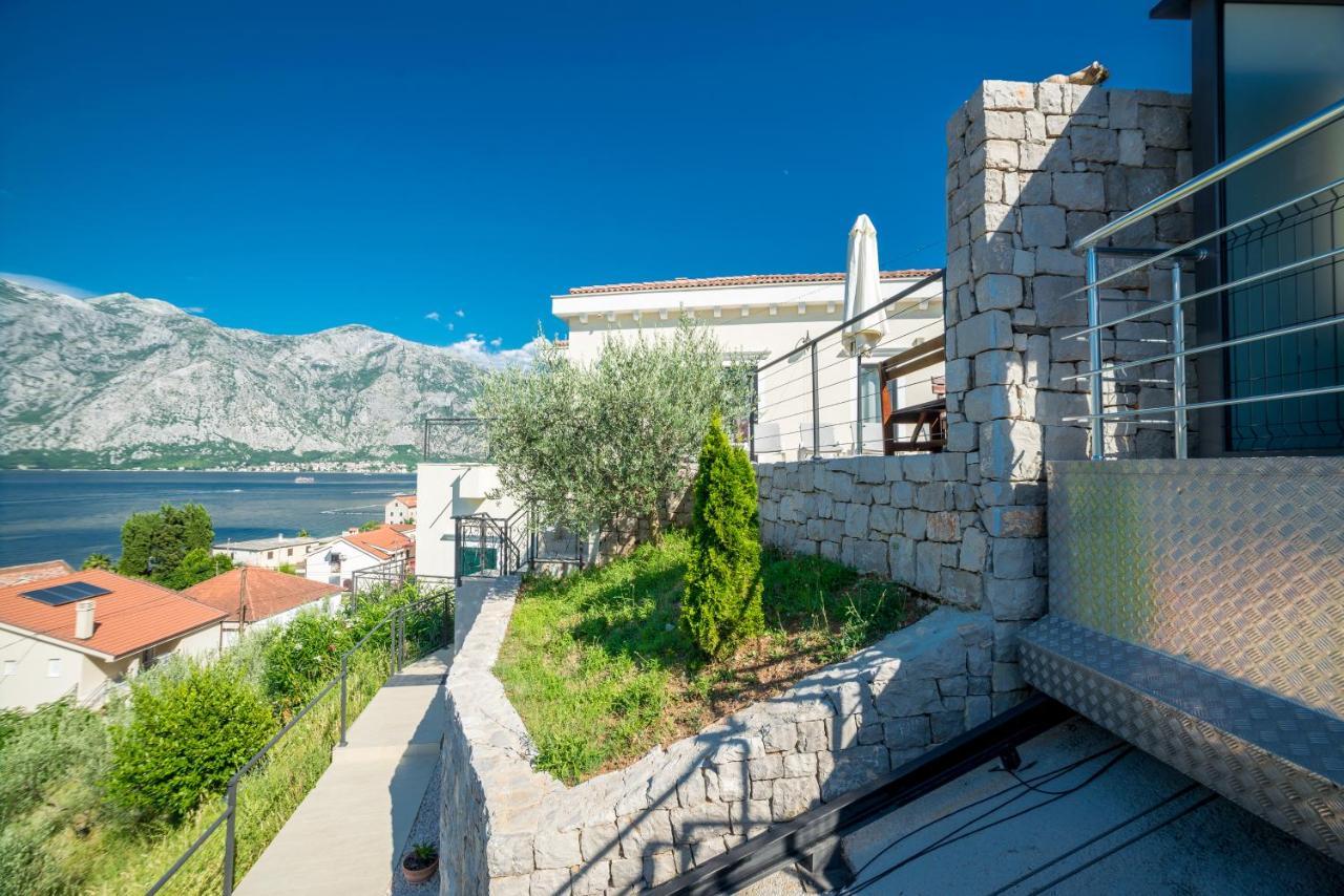 Stoliva Residence With Infinity Pool コトル エクステリア 写真